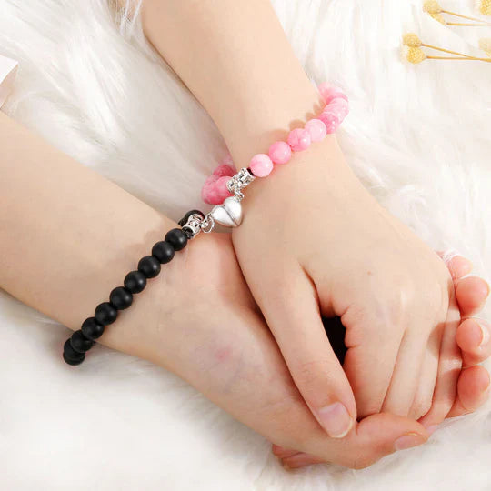 VALENTINE'S OFFER: 50% OFF | Magnetic Heart Bracelets for Couples