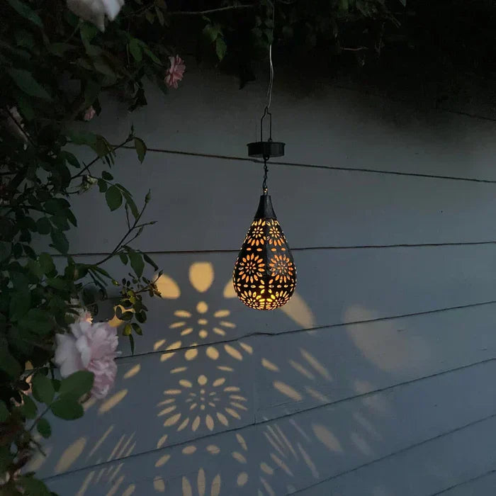 SolarLight™ solar-powered garden lighting [Last day discount]